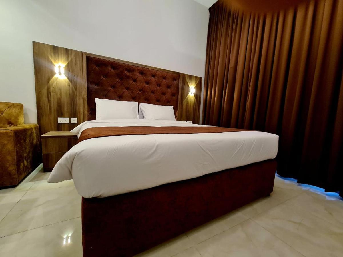 New Dream Plaza Hotel Apartment Dubai Esterno foto