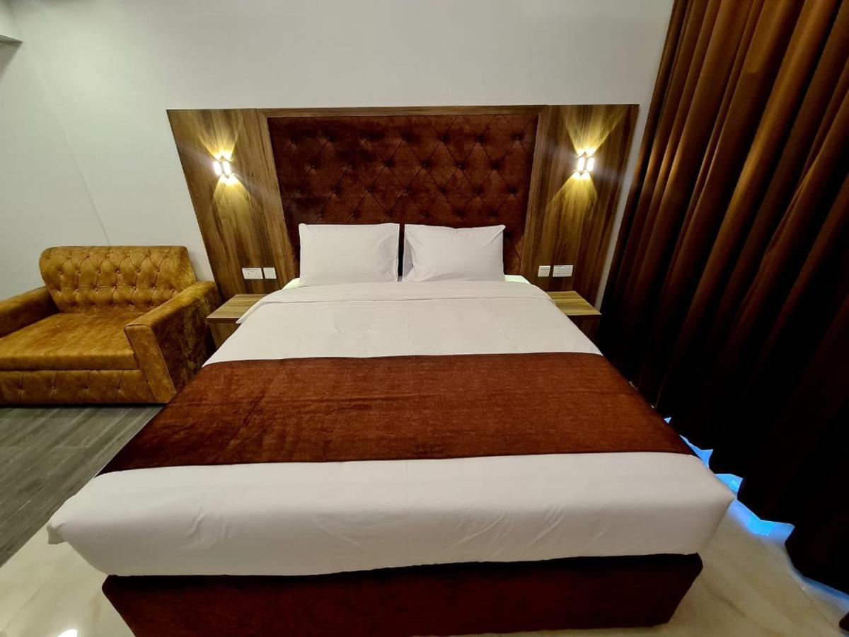 New Dream Plaza Hotel Apartment Dubai Esterno foto