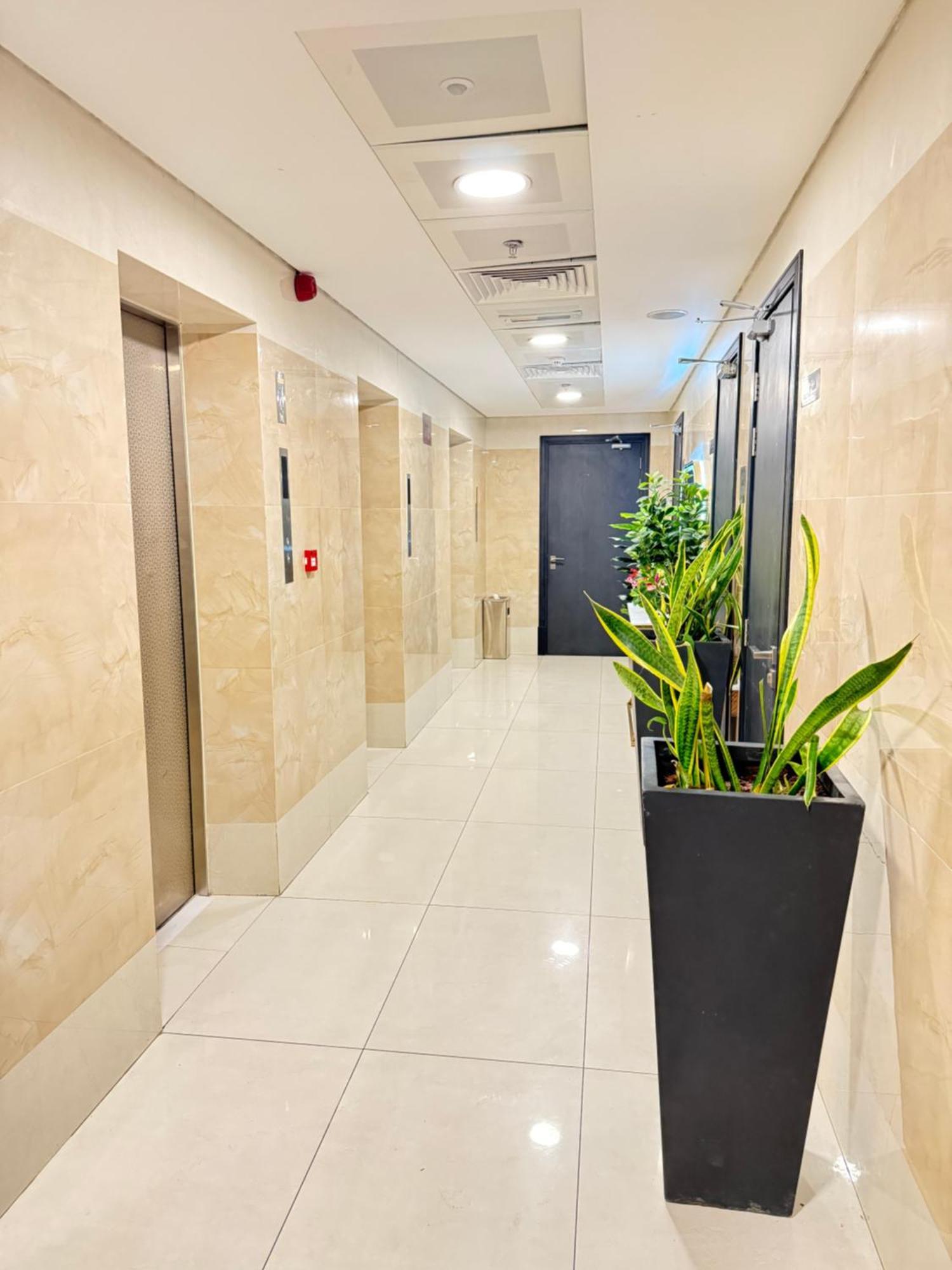New Dream Plaza Hotel Apartment Dubai Esterno foto
